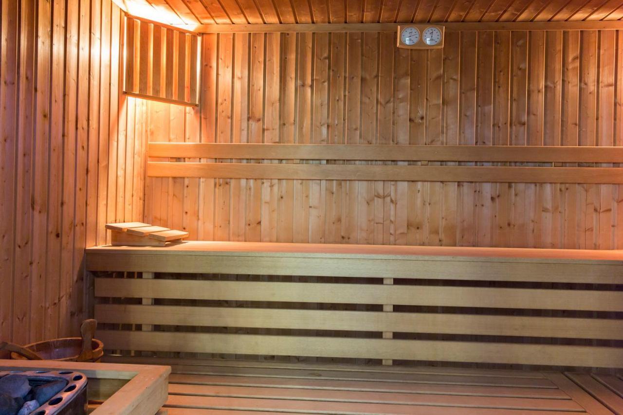 Udanypobyt Apartament Przy Polanie Spa กอสเชียลิสกอ ภายนอก รูปภาพ