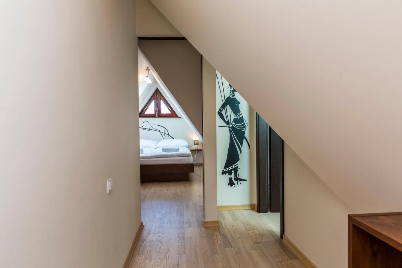 Udanypobyt Apartament Przy Polanie Spa กอสเชียลิสกอ ภายนอก รูปภาพ