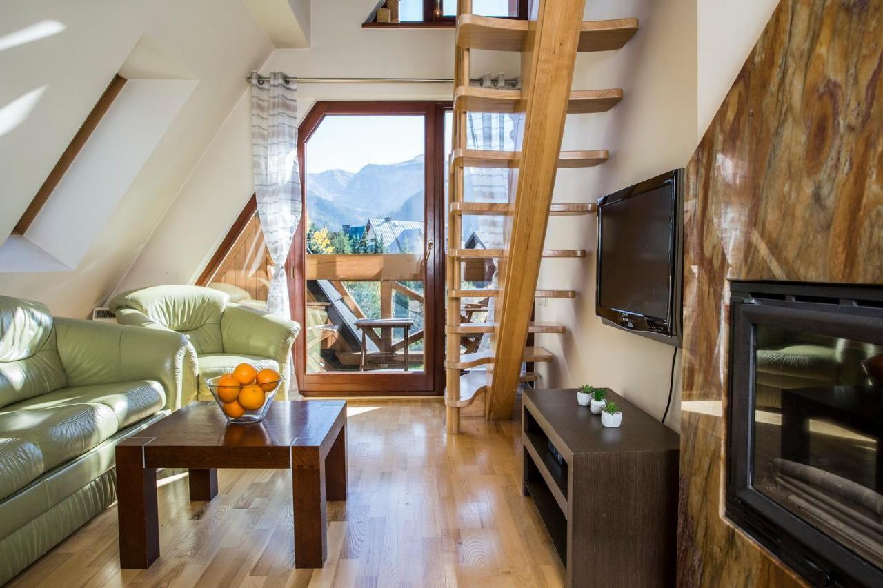 Udanypobyt Apartament Przy Polanie Spa กอสเชียลิสกอ ภายนอก รูปภาพ