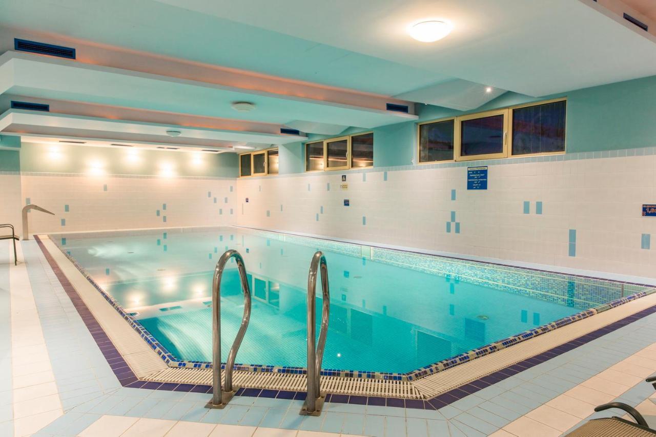 Udanypobyt Apartament Przy Polanie Spa กอสเชียลิสกอ ภายนอก รูปภาพ