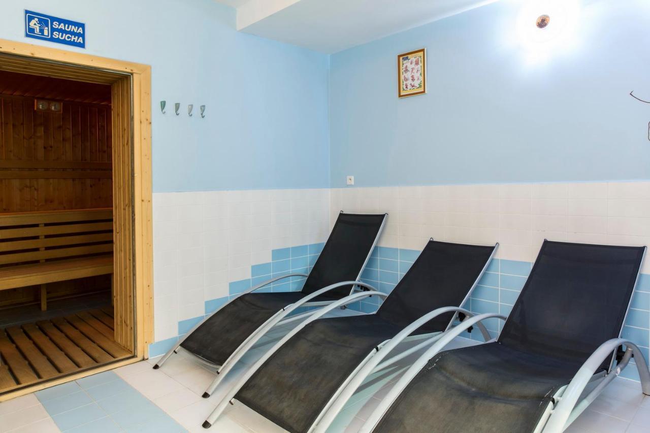 Udanypobyt Apartament Przy Polanie Spa กอสเชียลิสกอ ภายนอก รูปภาพ